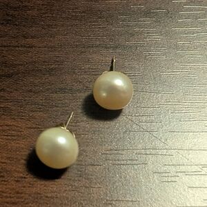 8mm Pearl Stud Earrings With 10k Gold Backing
